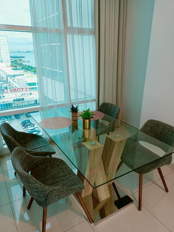 Duplex Condo@Maritime 8 George Town Bagian luar foto