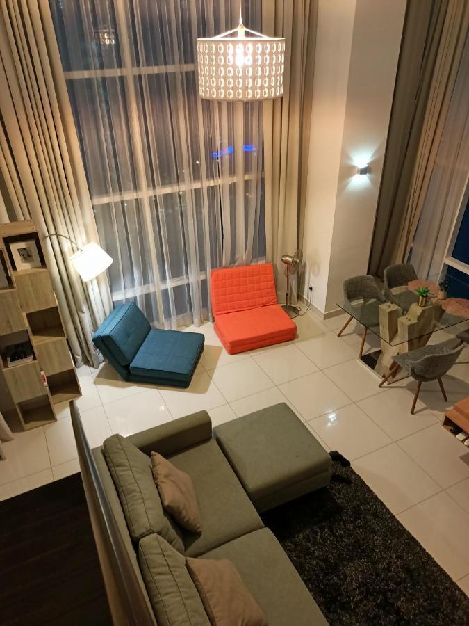 Duplex Condo@Maritime 8 George Town Bagian luar foto