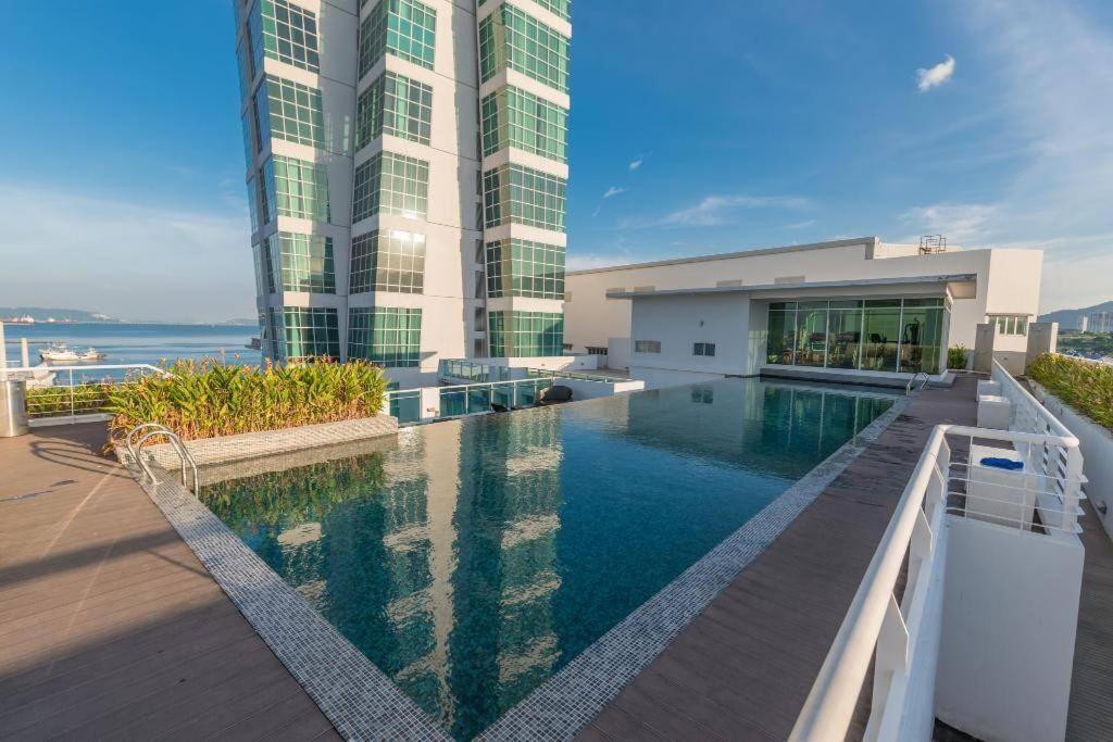 Duplex Condo@Maritime 8 George Town Bagian luar foto